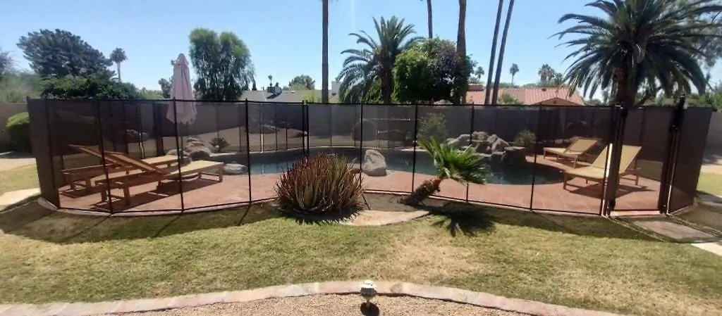 Semesterbostad Sparkling Pool Poker Table And Relaxation At Sweetwater Scottsdale
